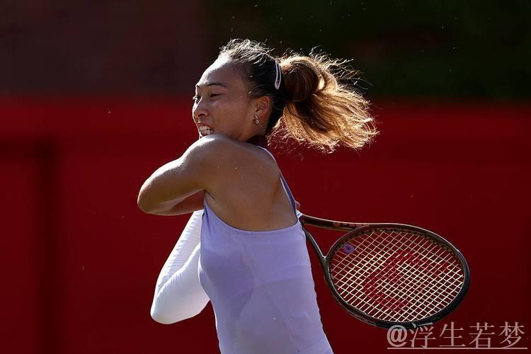 郑钦文惜败阿尼西莫娃 无缘伦敦站决赛